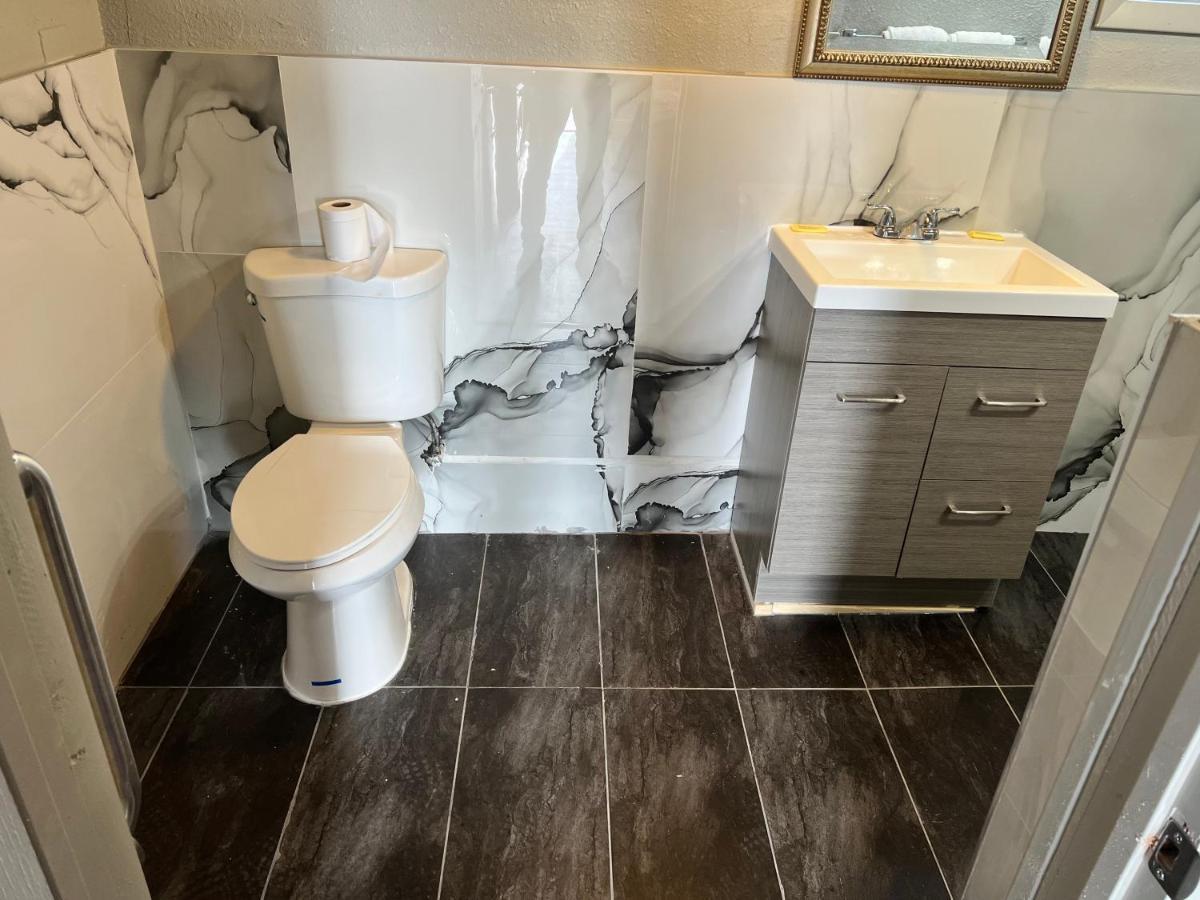 Miami Inn & Suites Oak Lawn Buitenkant foto